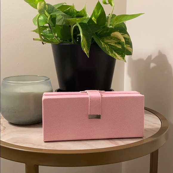 Pottery Barn Kids Jewelry - Pottery barn Jewelry organizer